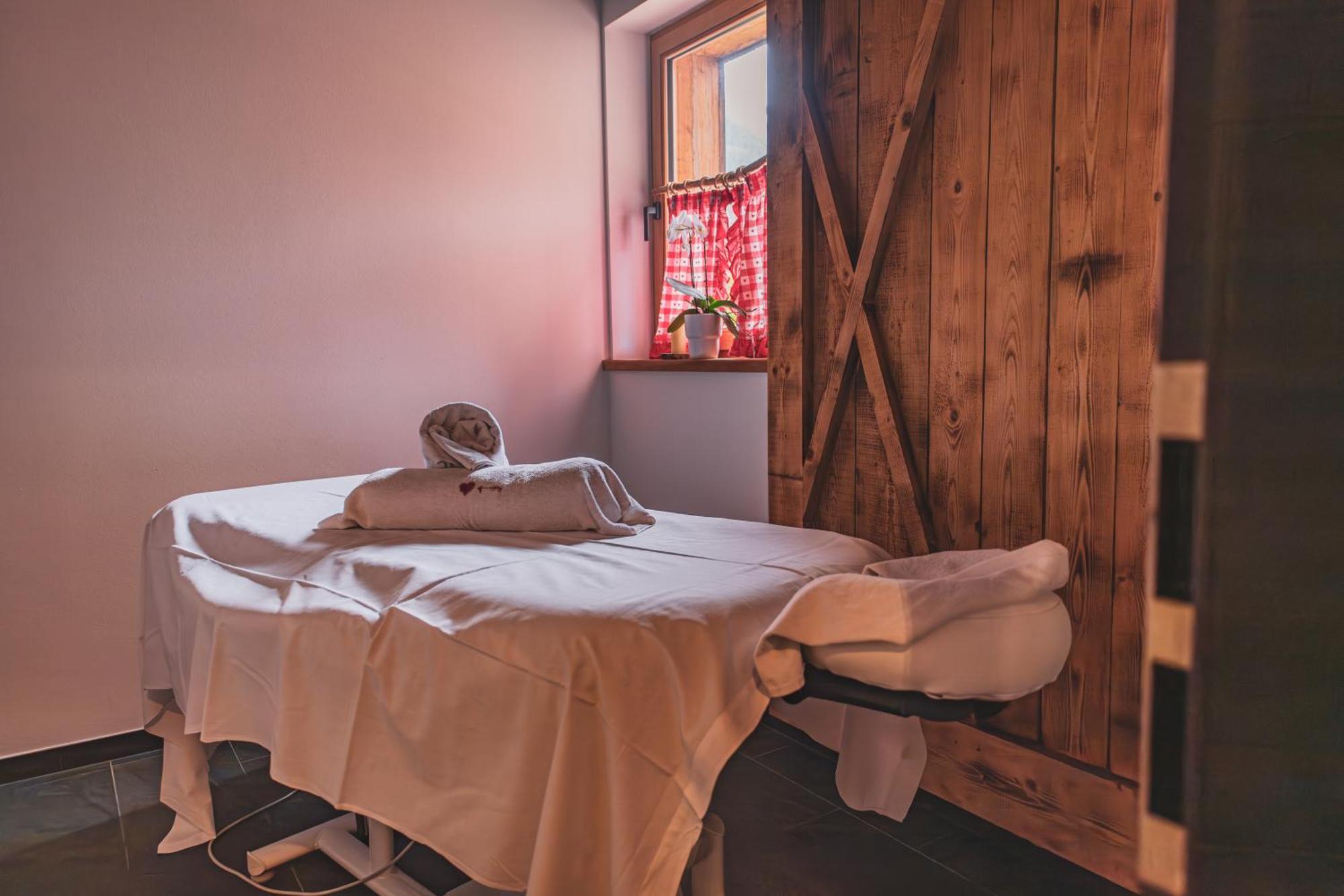 Apparthotel Bio Natur Refugium Blaslahof Santa Maddalena in Casies Exterior foto