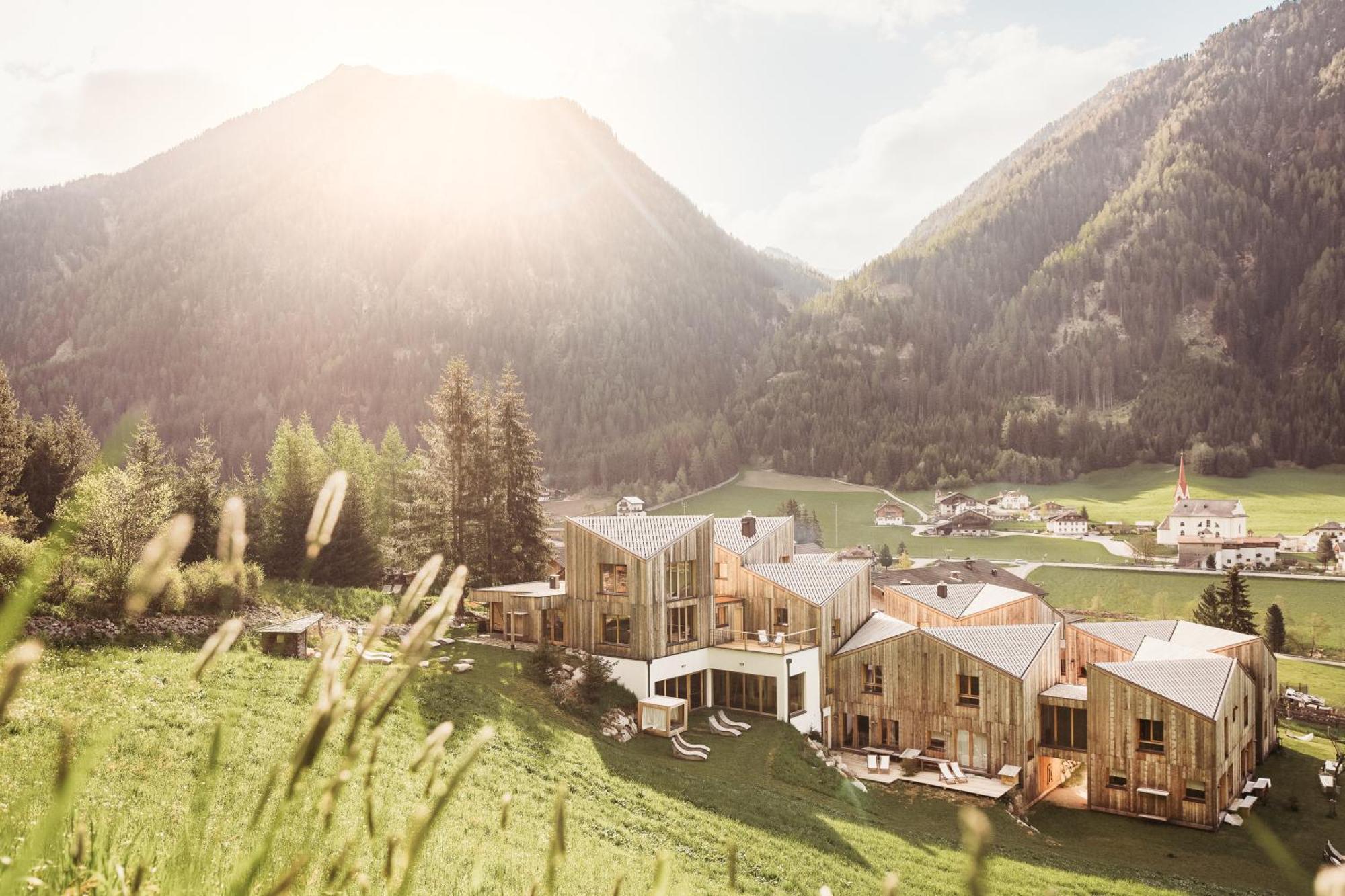 Apparthotel Bio Natur Refugium Blaslahof Santa Maddalena in Casies Exterior foto